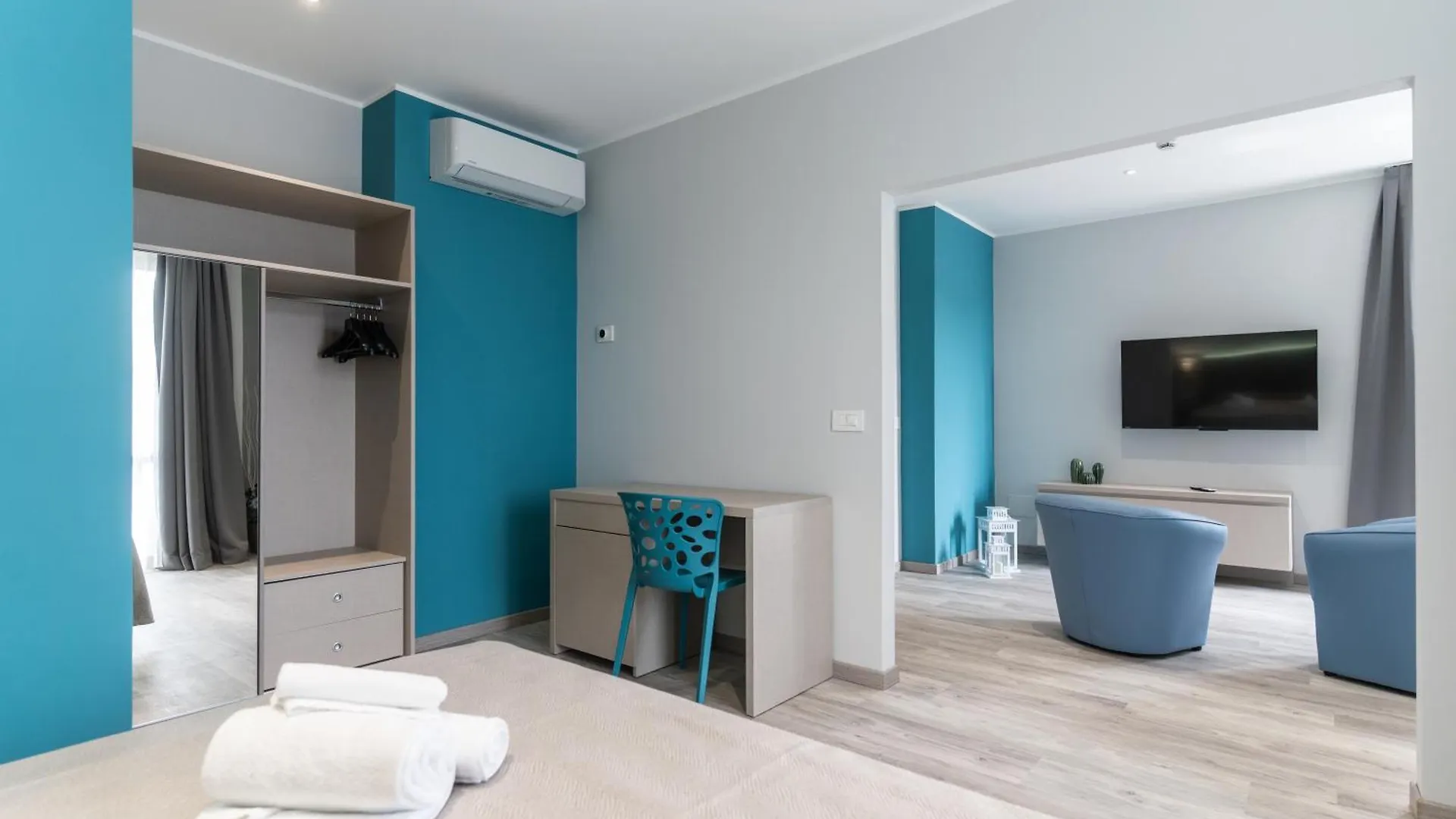Hotel Cristina Rimini 3*,