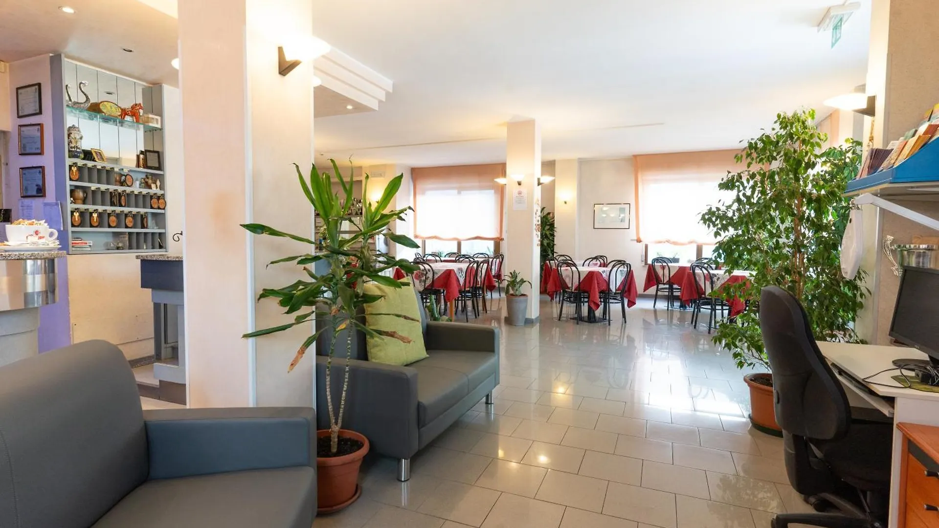 Hotel Cristina 里米尼