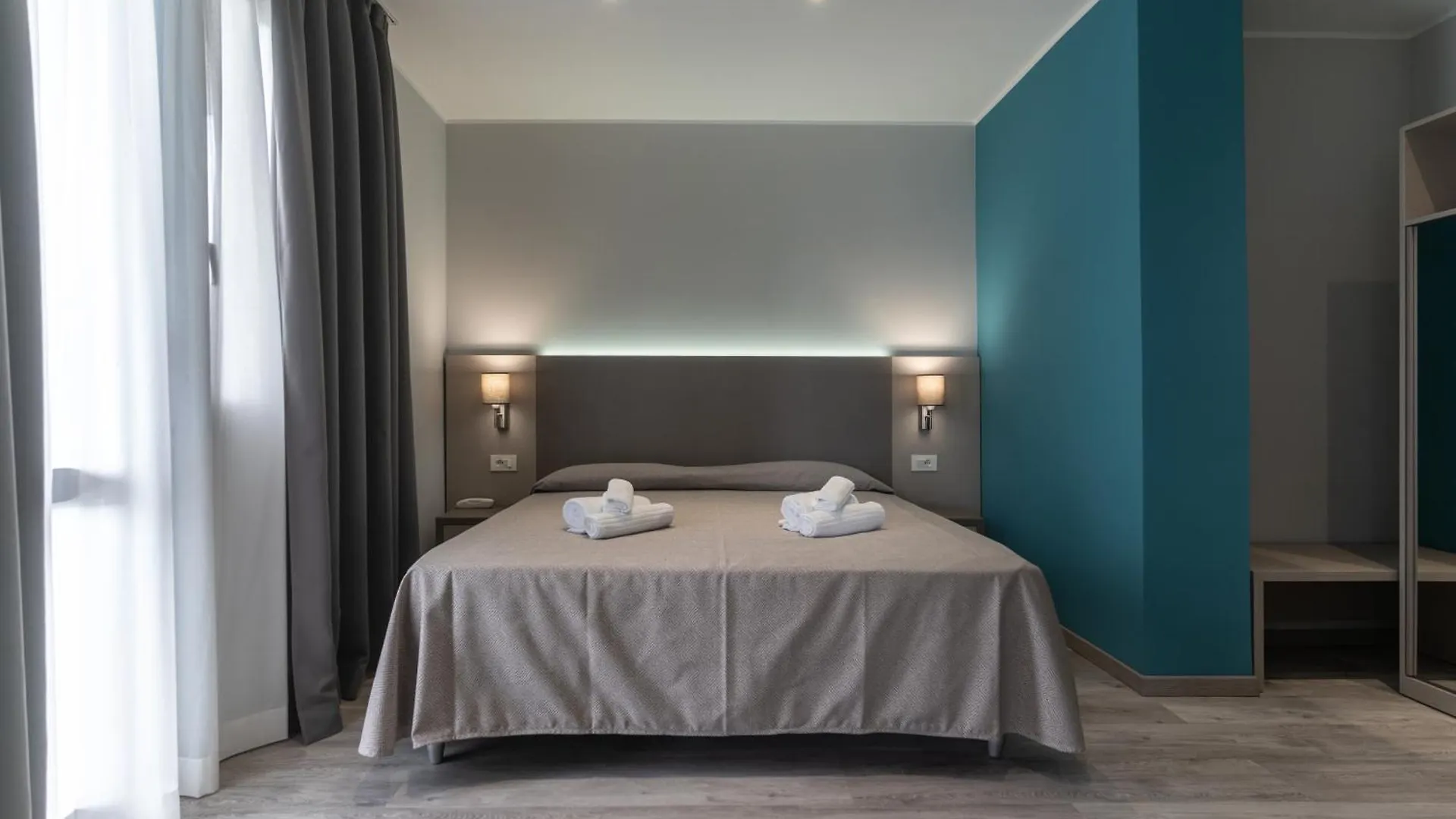 Hotel Cristina 里米尼