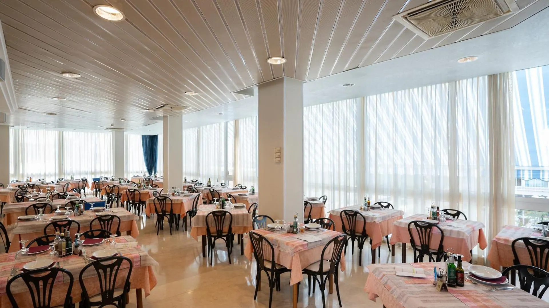 Hotel Cristina 里米尼